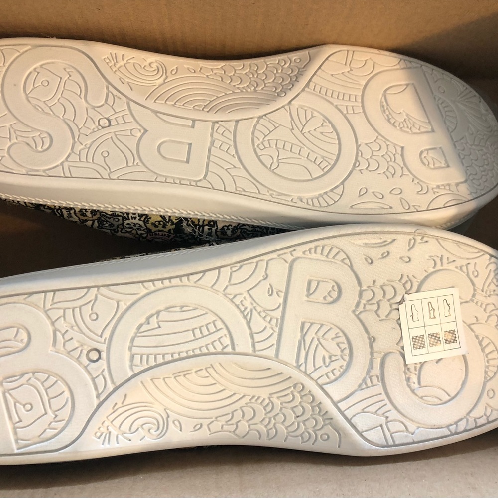 Women’s BOBs - cat print - Picture 4 of 4